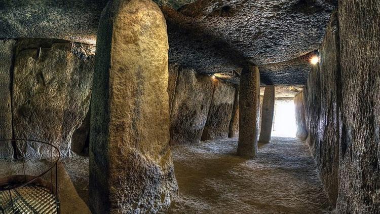 Neolithic engineers used scientific principles to build massive stone megalith