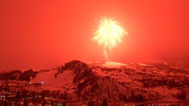 Watch the World&#8217;s Largest, Guinness Record-Breaking Firework Show