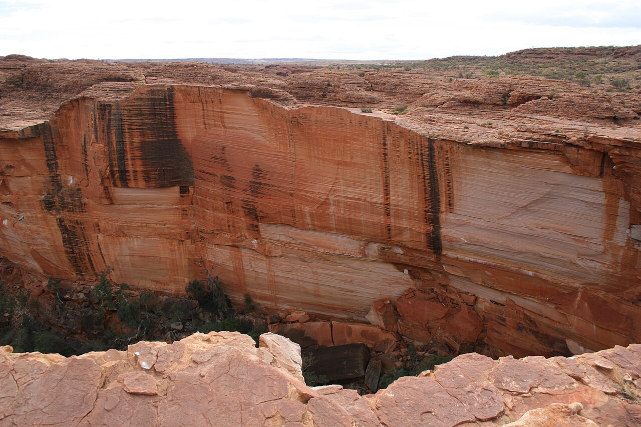 An illustration of the Kings Canyon Gorge, Watarrka National Park, Australia. 