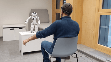 Brainwave-reading robot ‘coaches’ could rehabilitate stroke survivors