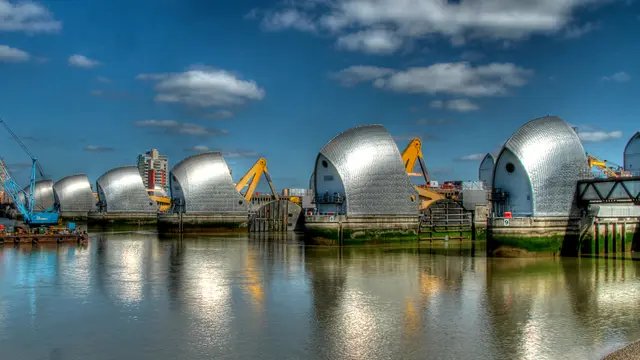 Thames Barrier: Is London's flood defense living on borrowed time?